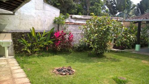 Casa, Quarto Inteiro E Quarto Compartilhado Jur�ia
