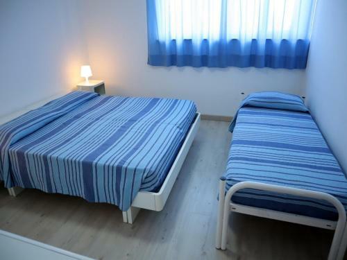 Modern Two-bedroom Apartment With Seaview Balcony