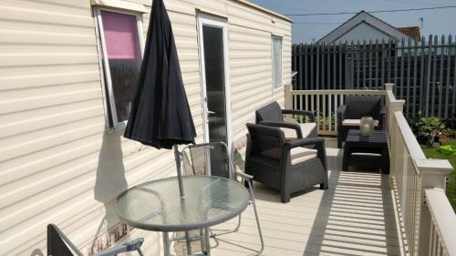 8 Berth Sealands (highbury)