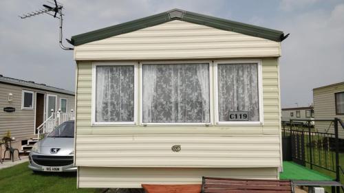 8 Berth Golden Sands (herald)