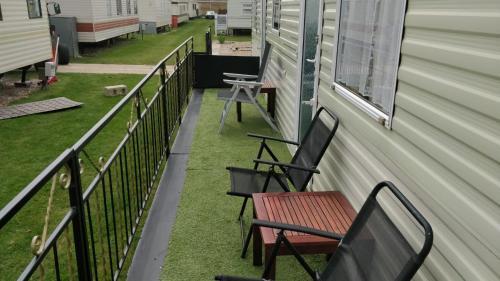 8 Berth Golden Sands (herald)