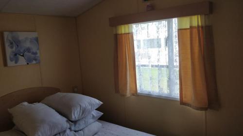 8 Berth Golden Sands (herald)