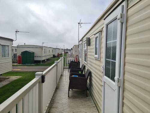 6 Berth On Seaview (fanfare)