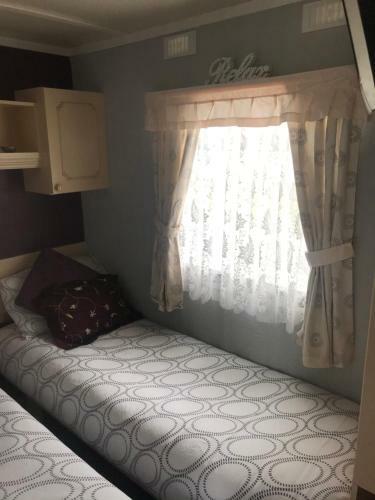 S&c 6 Berth