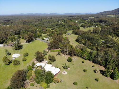 Bed & Breakfast Yarrahapinni Homestead