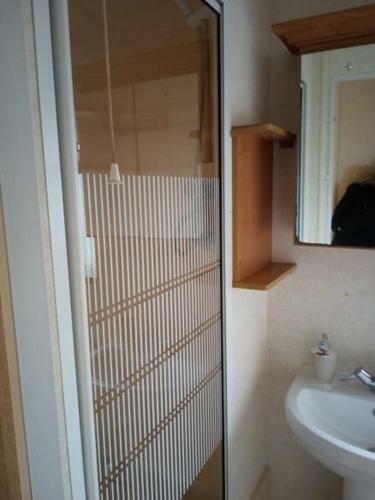 L&g Family Holidays 8 Berth Coral Beach John Max 4 Adults