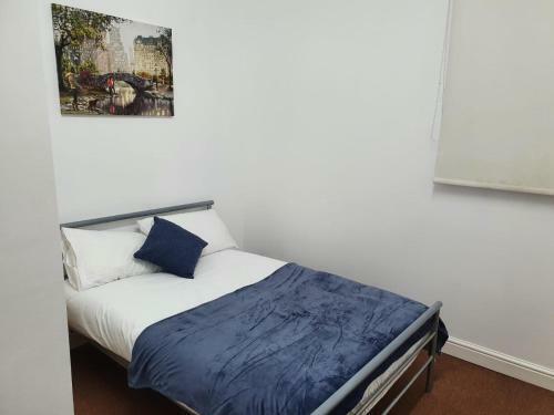 Albergue D19 Sangha Hall