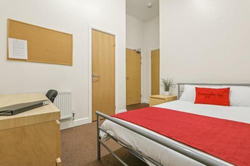 Albergue D19 Sangha Hall