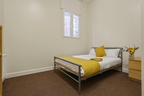 Albergue D19 Sangha Hall