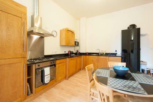 Apartamento Central Mill Flat Sleeps 4 Free Parking