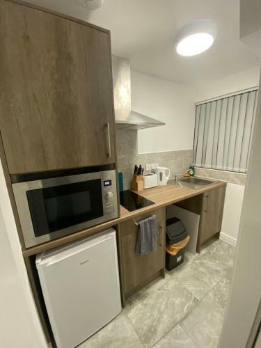 Luxury Lancaster Place Studio Apartments