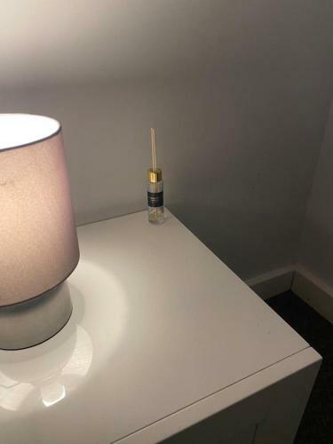 Large Apartment In City Centre With Parking!