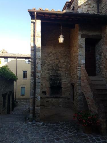 Castello Montelagello 5 Posti Letto.