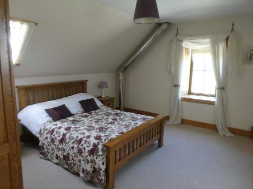 Swallow Cottage - Large Family Cottage With Beautiful Views