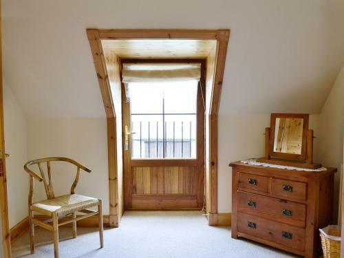Swallow Cottage - Large Family Cottage With Beautiful Views