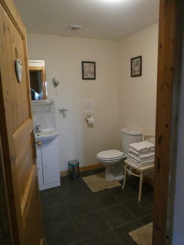 Swallow Cottage - Large Family Cottage With Beautiful Views