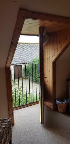 Swallow Cottage - Large Family Cottage With Beautiful Views