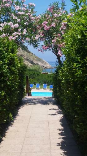 Elbamare Residence Con Piscina
