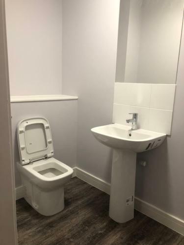 Hostal Central Unite Management Ltd