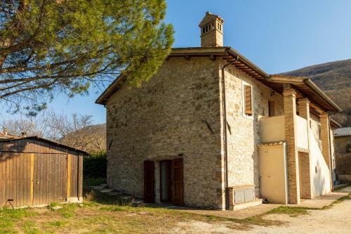 Casa Ridente Nella Valle Del Menotre 2
