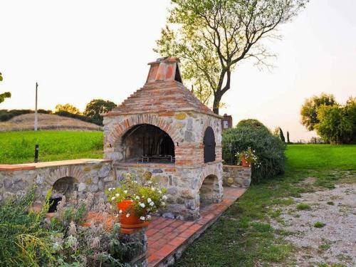 Spacious Villa In Citt� Della Pieve With Pool