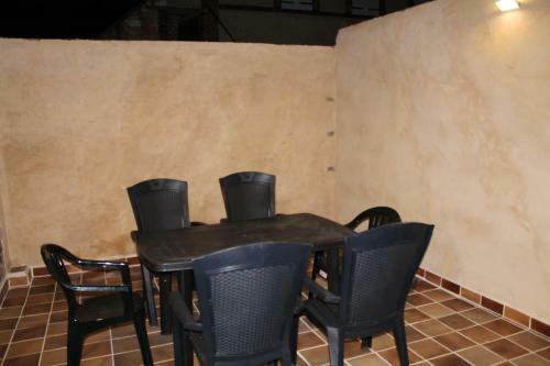 Maison D'une Chambre Avec Spa Et Jardin Clos A Bellechaume