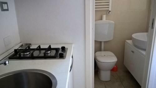 Apartamento Monolocale Con Angolo Cottura E Terrazza