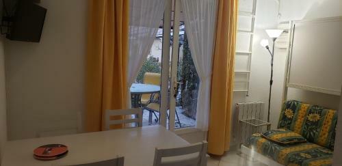 Bed & Breakfast Chambres Et Table D'h�tes Les Glycines