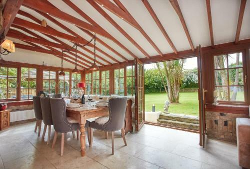 The Manor At Bumbledown