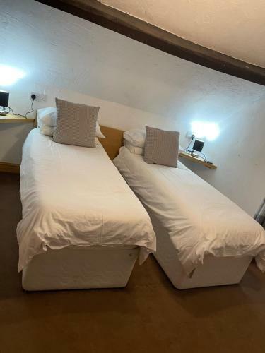 Hotel The Defford Arms