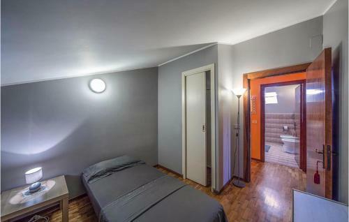 Nice Home In Rapagnano With 2 Bedrooms