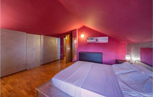 Nice Home In Rapagnano With 2 Bedrooms