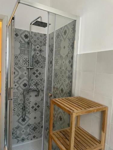 Apartamento Su E Gi� Levante
