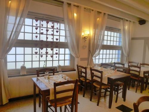 Logis Hotel "au Gr� Du Vent"