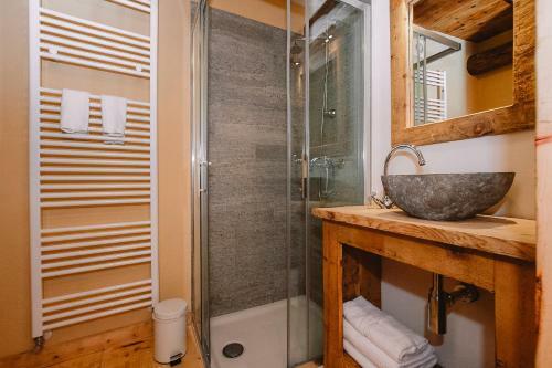 Hostal L'escola E Lou Mulin