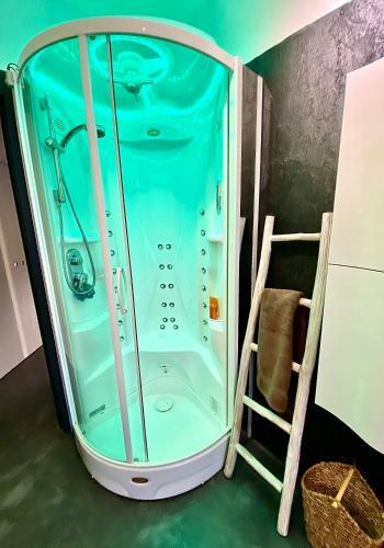 Spa Tiny Love Apartment Close To Milan-como-malpensa