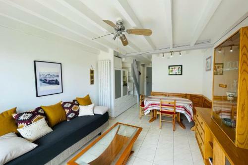 Beautiful House With Garden And Parking