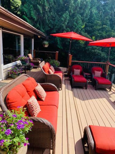 The Fraser River's Edge B&B Lodge