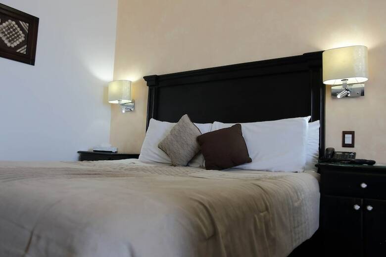 Hotel La Posada & Beach Club
