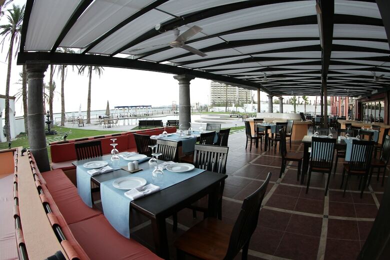 Hotel La Posada & Beach Club