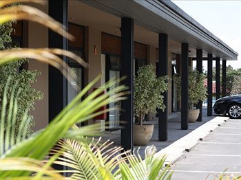 Tonsley Hotel