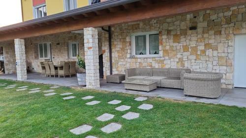 The Villa With Family Pool