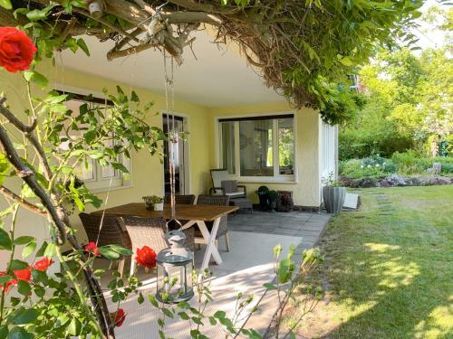 Apartamento Idyllische Stadtwohnung Im Gr�nen
