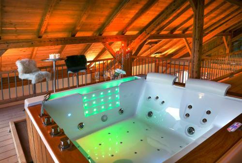 Private Luxury Chalet