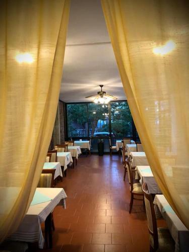 Hostal Room In Bb - Hotel Villa Alexandra 30m From The Sea