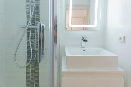 Apartamento Design Studio With Balcony In Marseille
