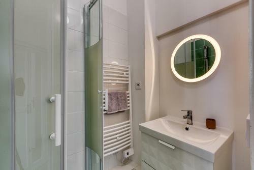 Apartamento Art & D�co: Appart'h�tel Le Briand - Parking
