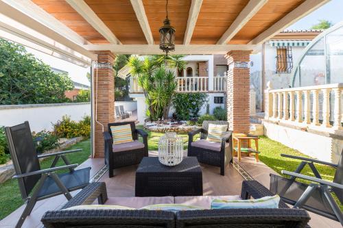 Bed & Breakfast Villa Madnis