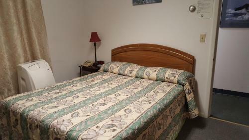 Motel Borealis Inn