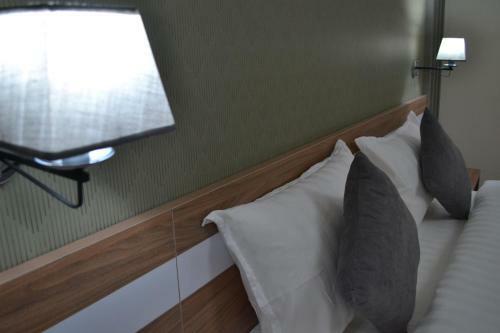 G?lden Dragon Villa Hotel